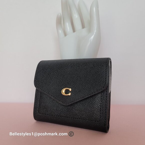 COACH Wyn Crossgrain Leather Small Leather Wallet- Black color 🎈89. ⭐ - Picture 4 of 16
